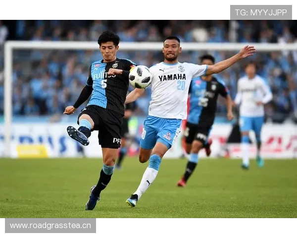 韩K焦点战大雨搅局特谢拉两失良机浦项铁人半场与济州联互交白卷